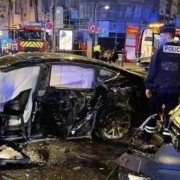非技术故障 特斯拉回应巴黎车祸事故